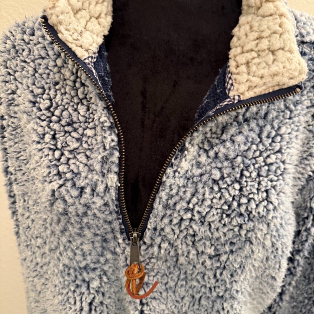 Properly Tied pintail Pullover Size Medium - Picture 2 of 5